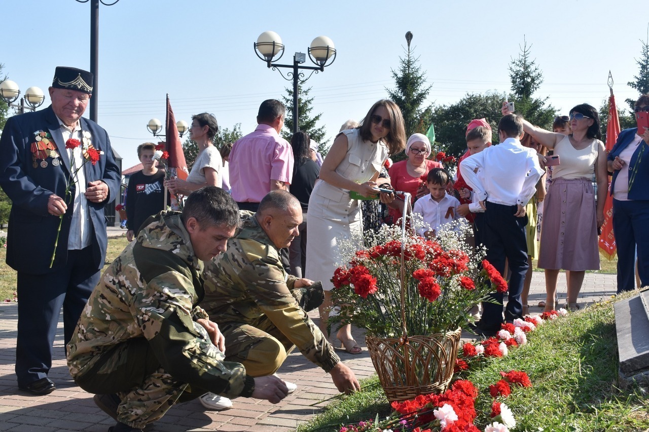 В Башкирии прошли мероприятия в честь Героя России, легендарного комдива Минигали Шаймуратова