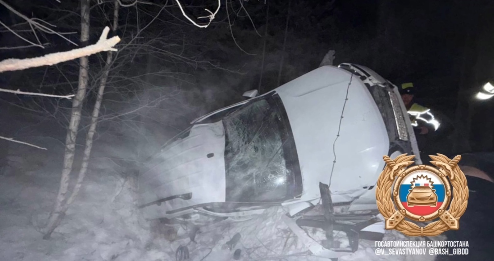 В Башкирии  в ДТП  погиб пассажир "Ларгуса", пятеро госпитализированы