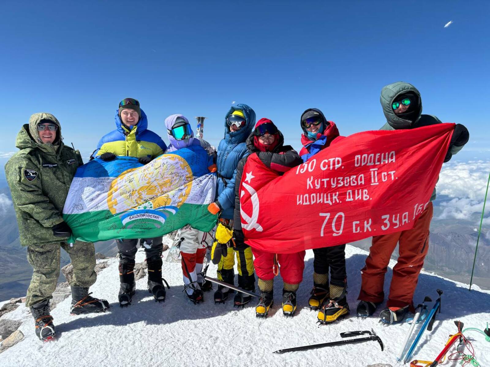Увековечили память о героях