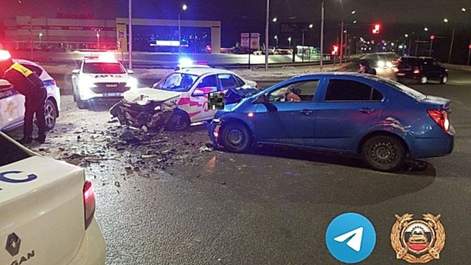 Три человека пострадали в ночном ДТП в Уфе