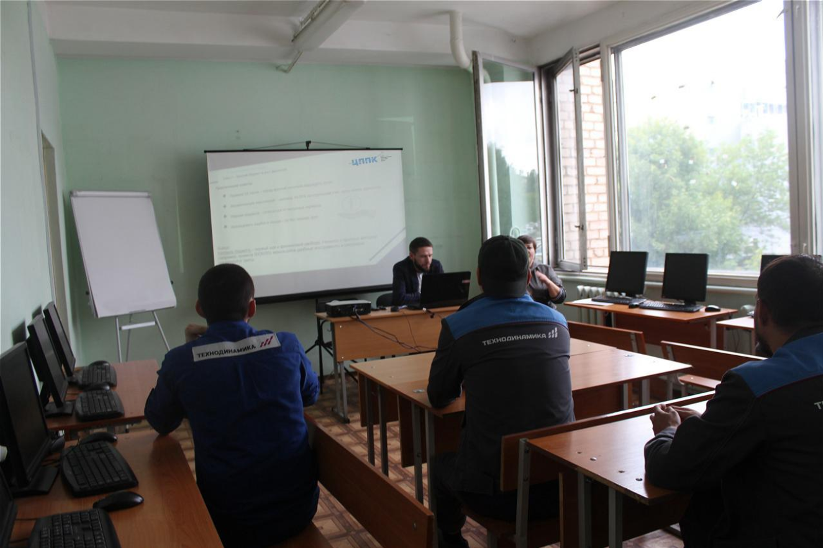 В Башкирии  усиливается  поддержка  работников с инвалидностью в ОПК