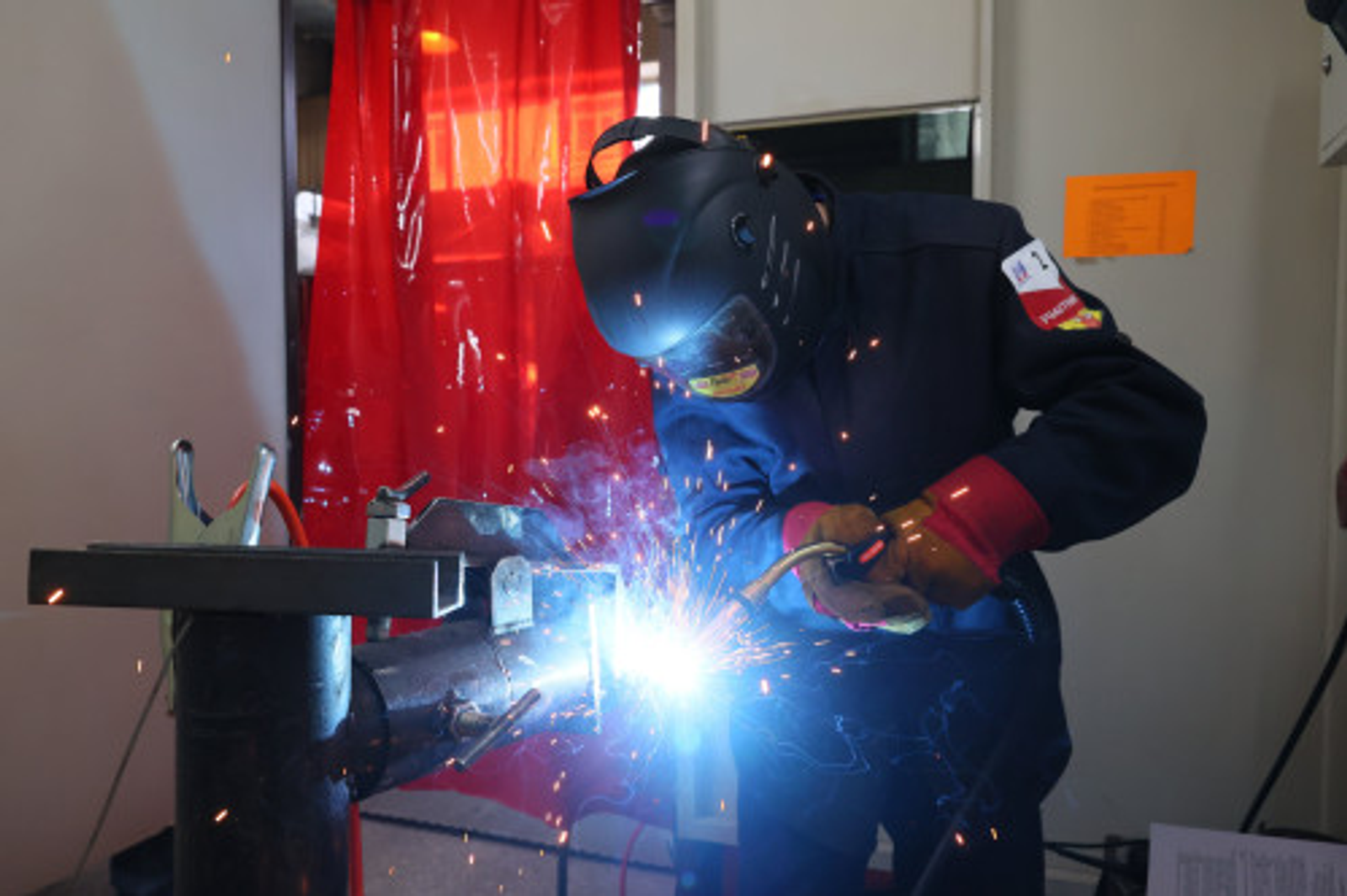 В Башкирии пройдет конкурс на лучшего сварщика