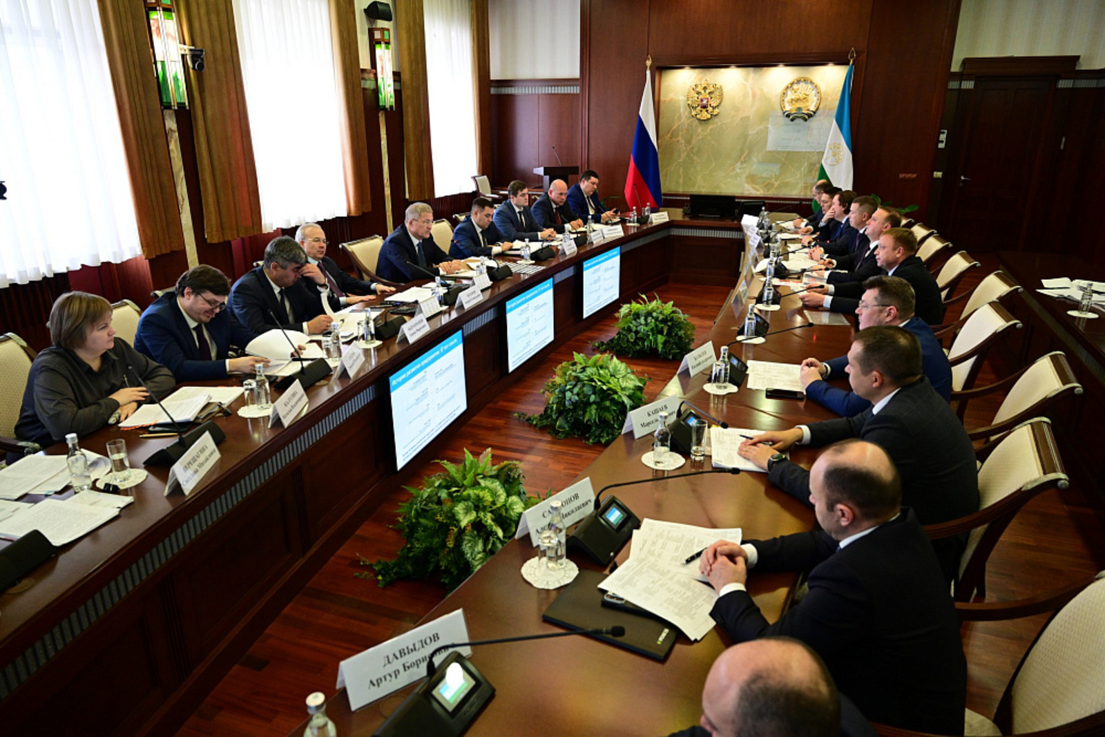 На «Инвестчасе» одобрили проекты в промышленности и сфере услуг