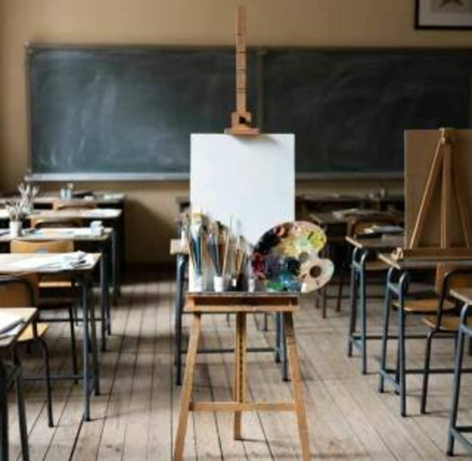 В школах Башкирии обновят кабинеты ИЗО, музыки и физики