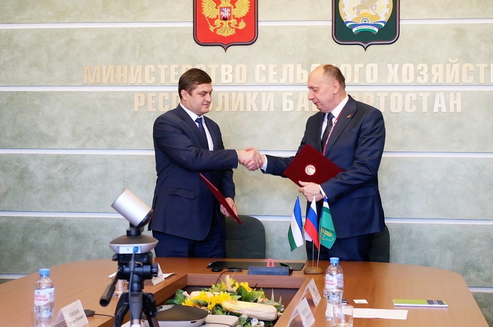 Белорусский холдинг поставит в Башкортостан не менее 100 комбайнов