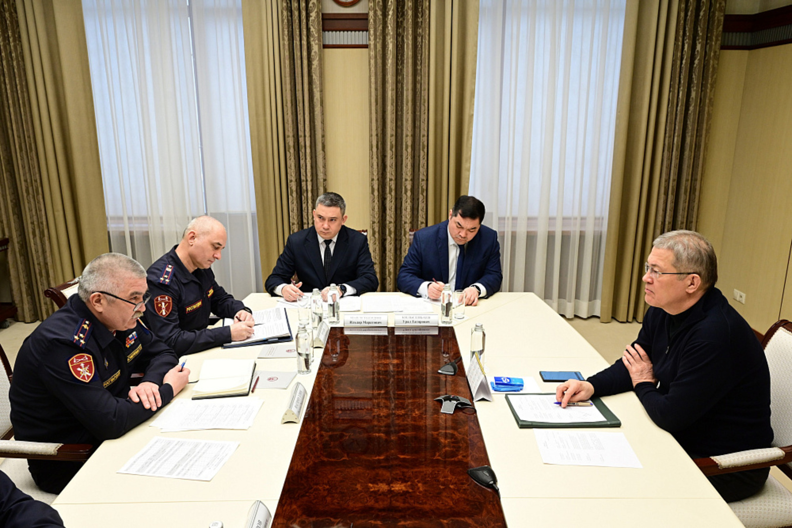 Радий Хабиров встретился с врио начальника Управления Росгвардии по РБ