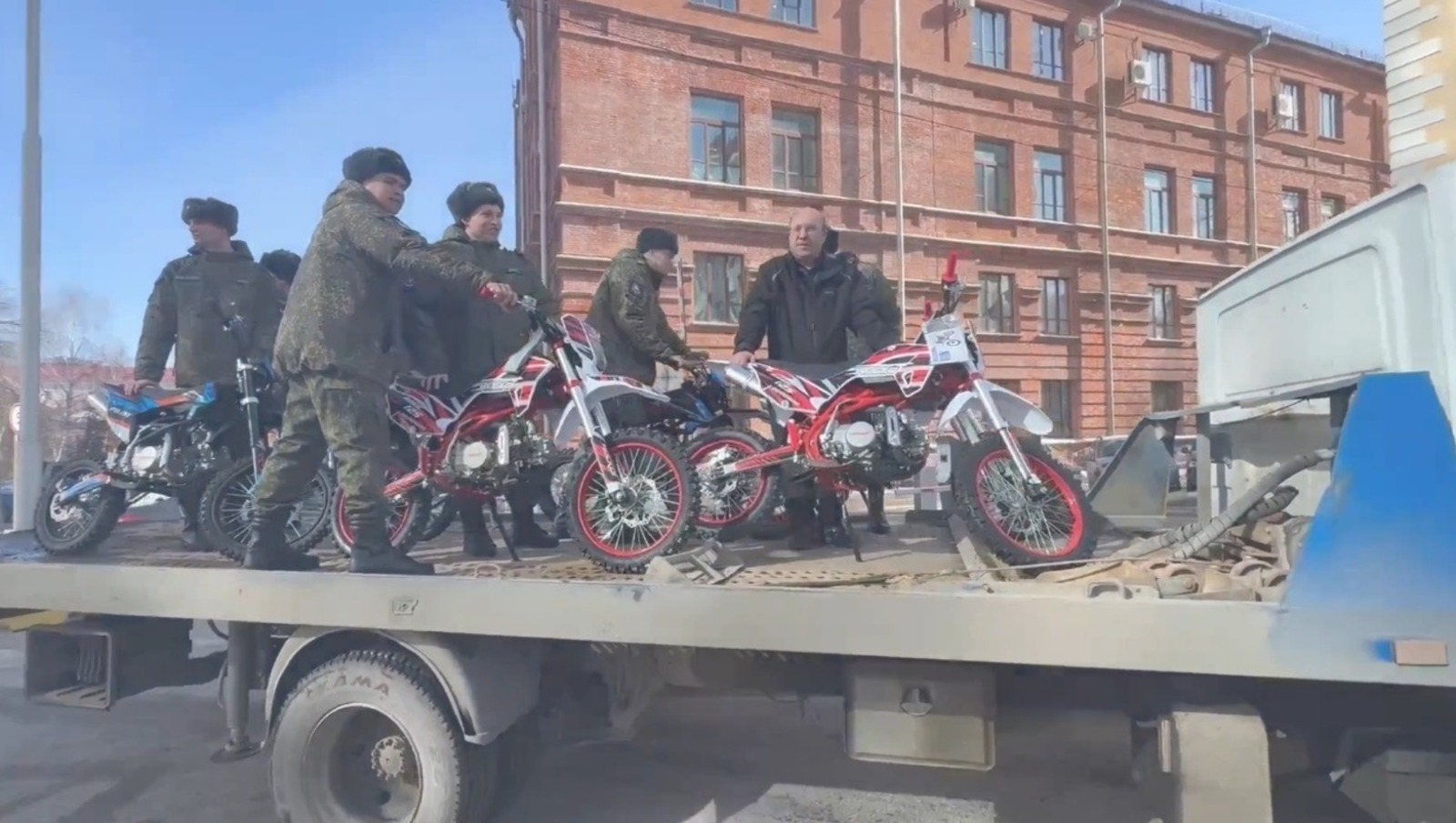 ФОТО: ПРЕСС-СЛУЖБА АДМИНИСТРАЦИИ КИРОВСКОГО РАЙОНА УФЫ | МАХ