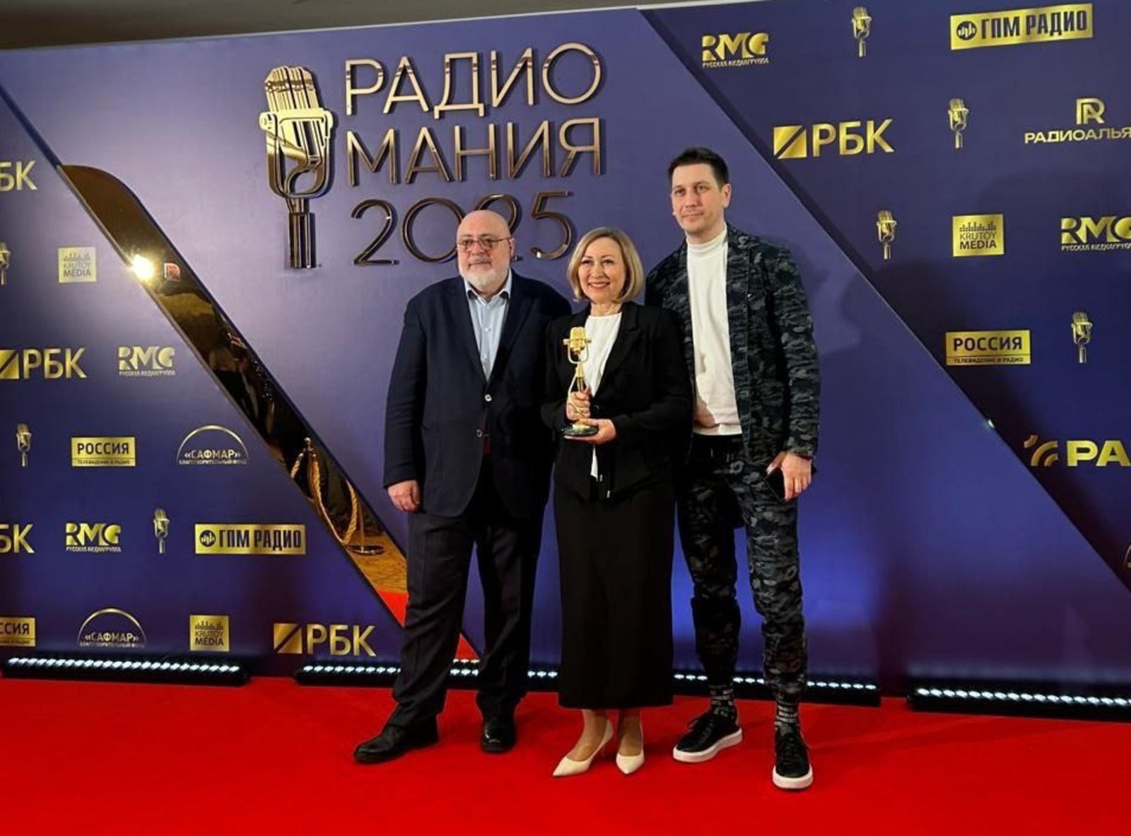 Радио «Юлдаш» и «Спутник ФМ Уфа» выиграли премии «Радиомания-2025»