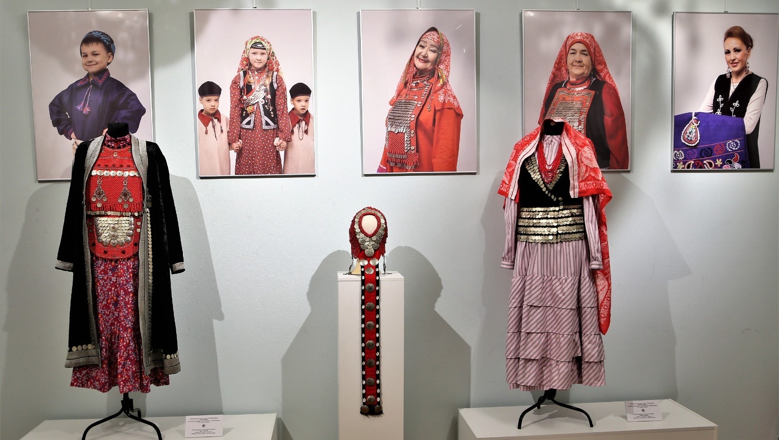 В Уфе открылась выставка хитов Международного конкурса мастеров башкирского костюма «Тамга»