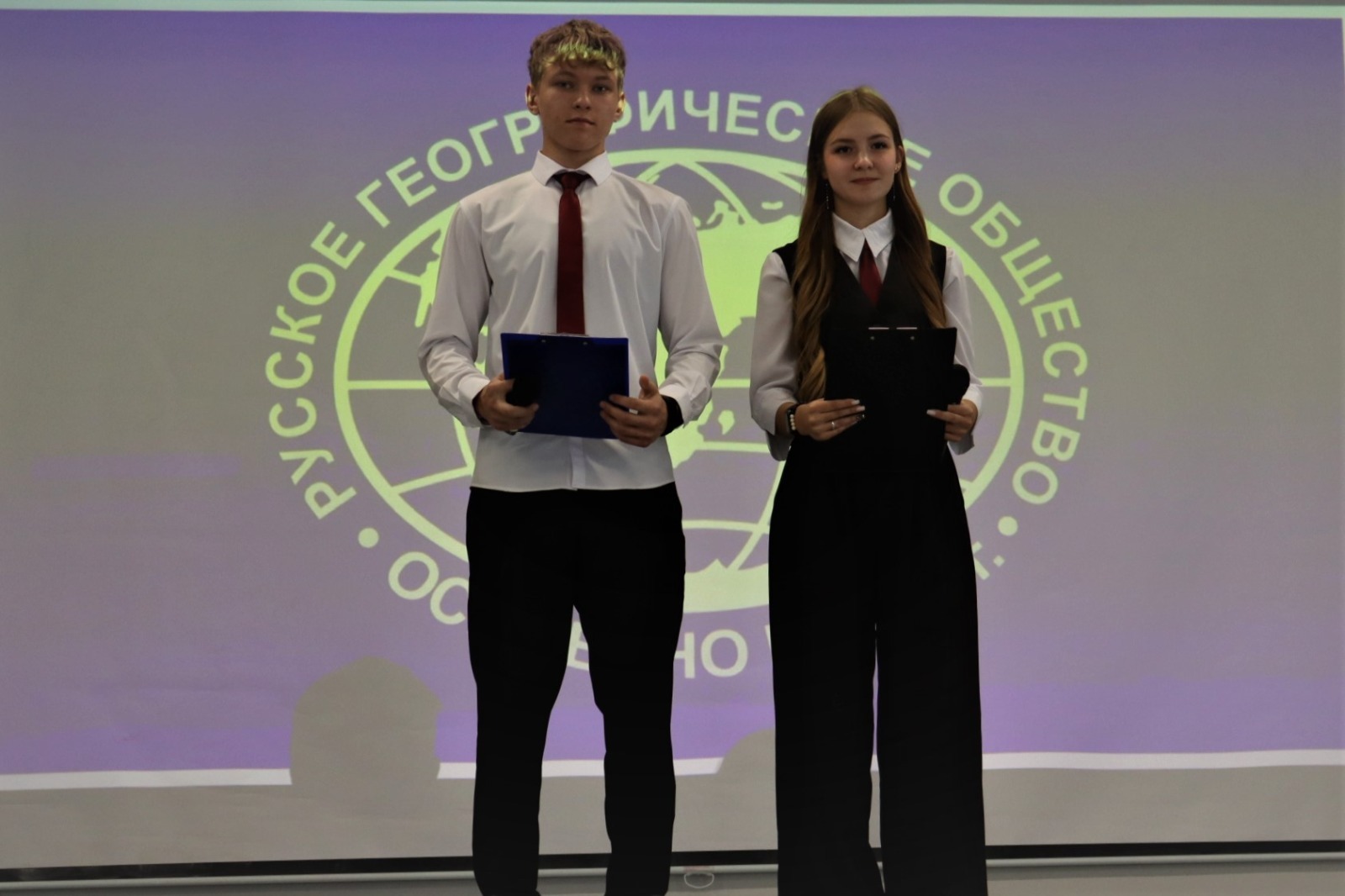 ДИАЛОГИ С ГЕРОЯМИ