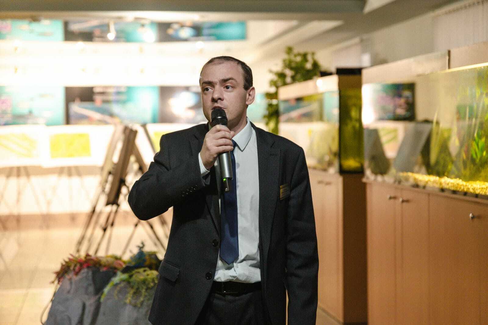 ВСЕЛЕННАЯ МИКРОМИРА