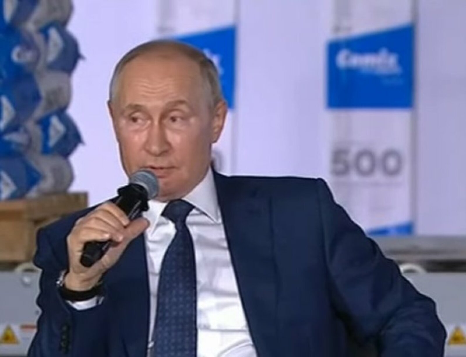 Владимир Путин: «Работа становится сложнее, но интереснее»