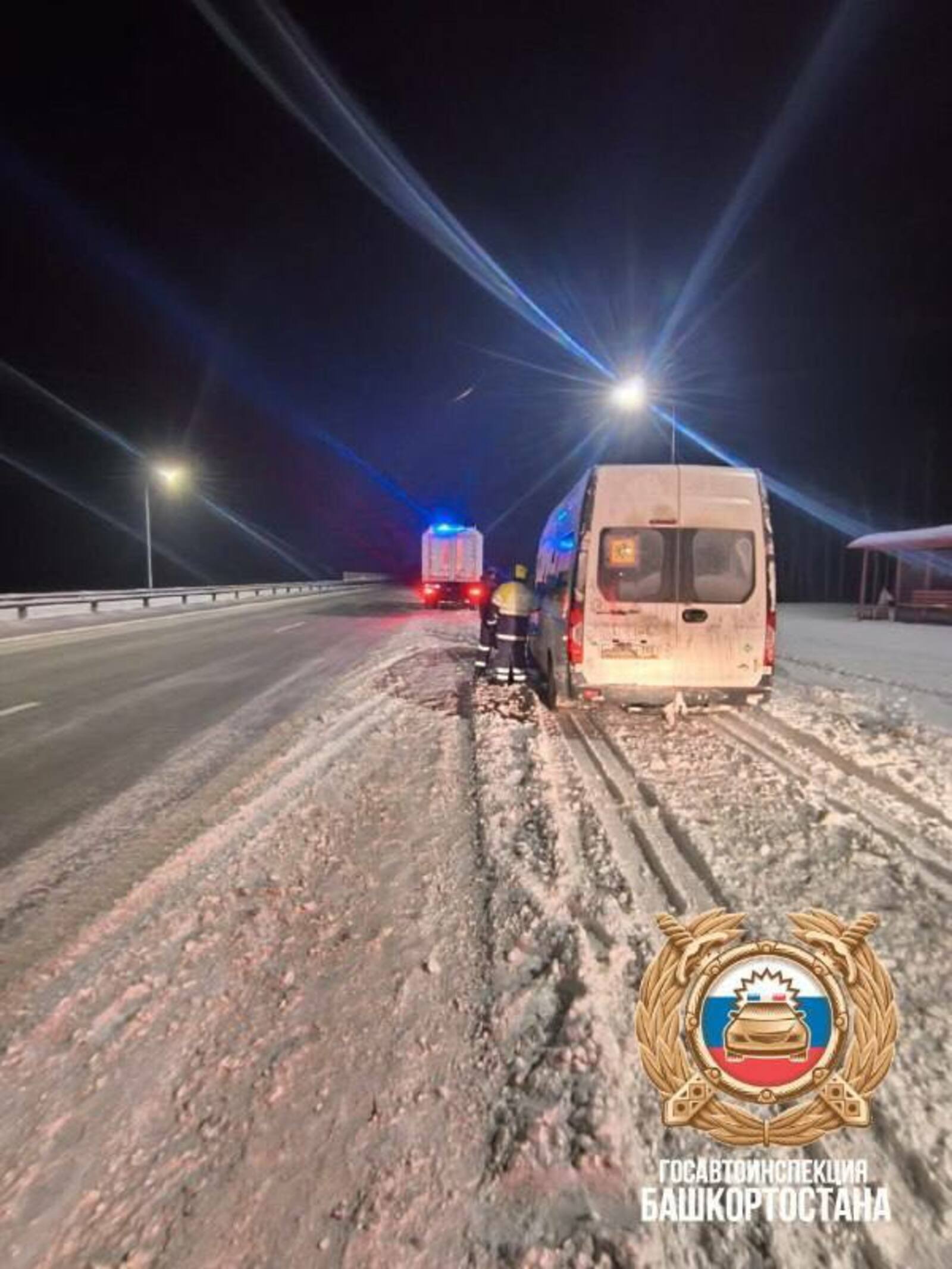 В Башкирии на трассе сломался автобус, перевозивший детей