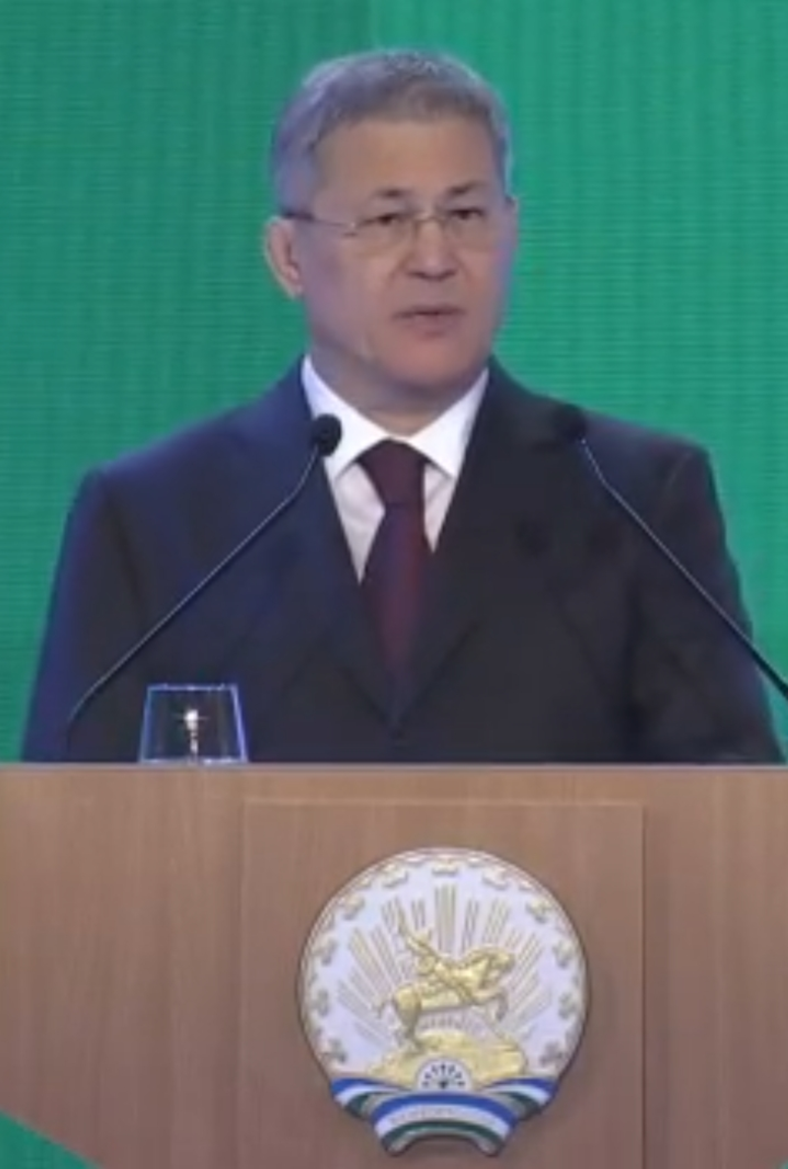 Радий Хабиров поручил создать группу по поиску без вести пропавших бойцов