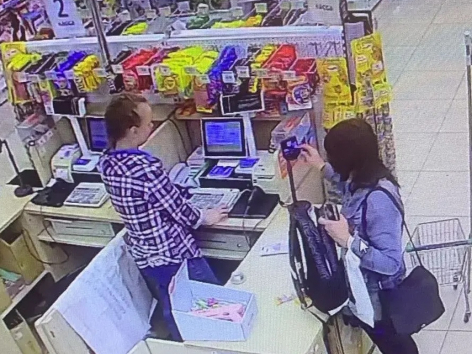 В Уфе полицейские задержали подозреваемую в совершении кражи денежных средств