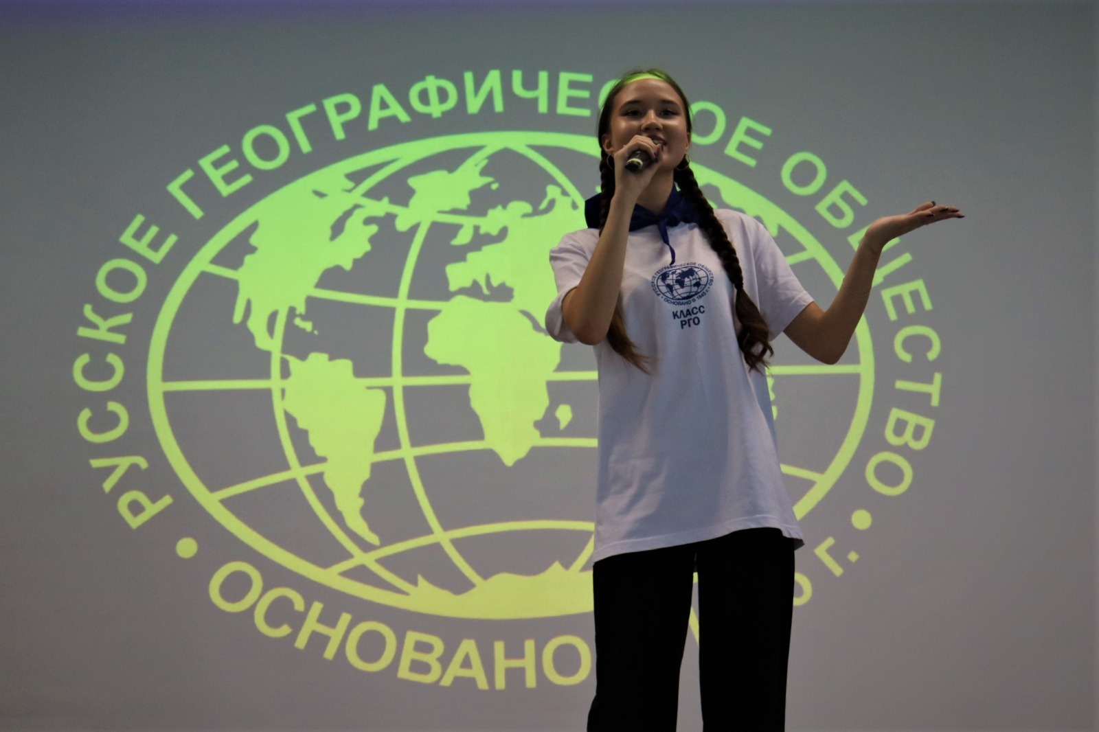 ДИАЛОГИ С ГЕРОЯМИ