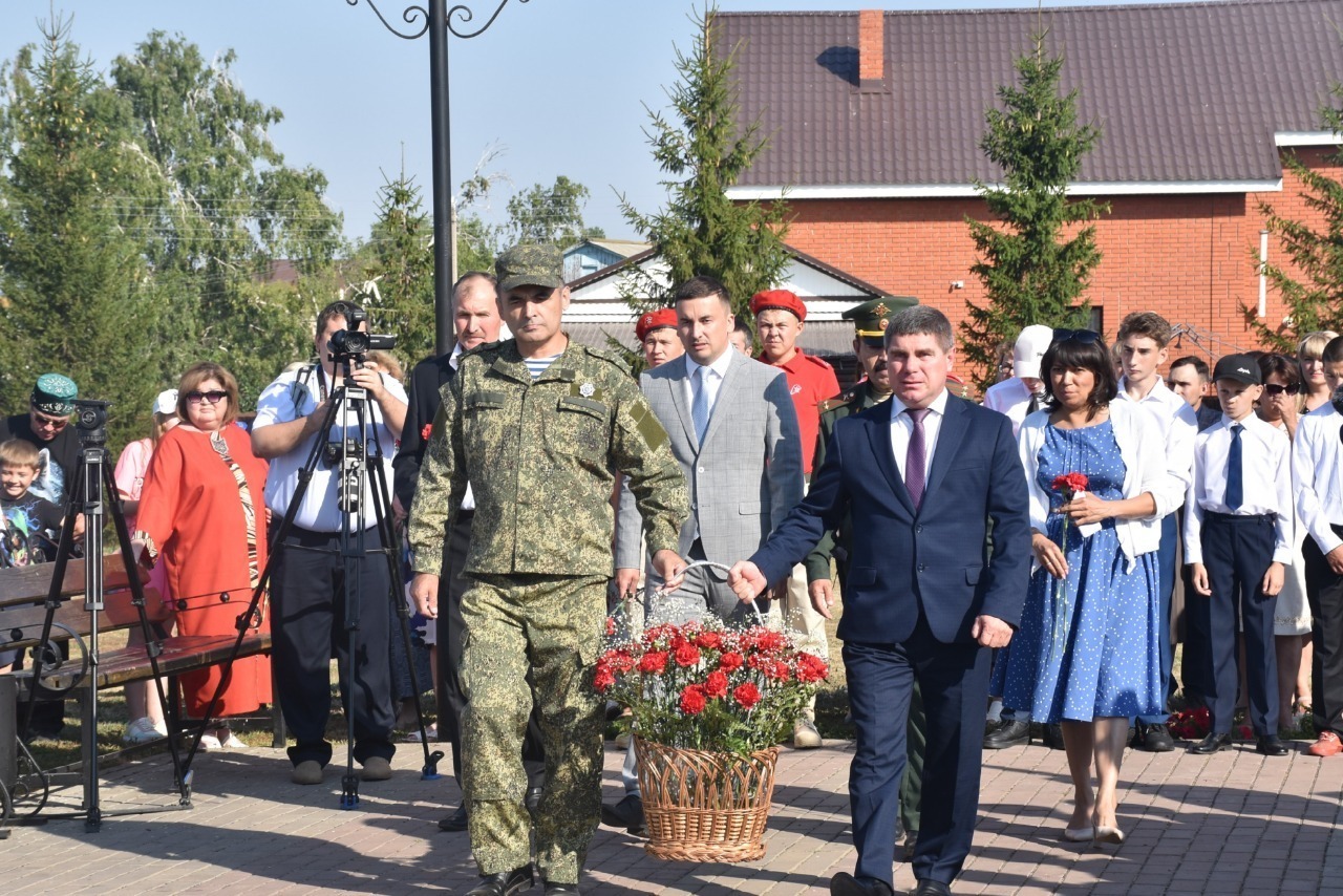 В Башкирии прошли мероприятия в честь Героя России, легендарного комдива Минигали Шаймуратова