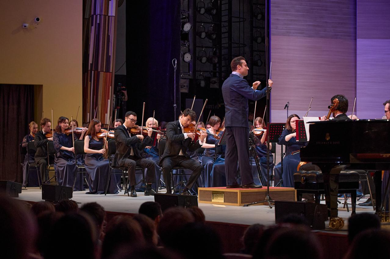 Госоркестр Башкортостана побаловал публику ретро-джазом