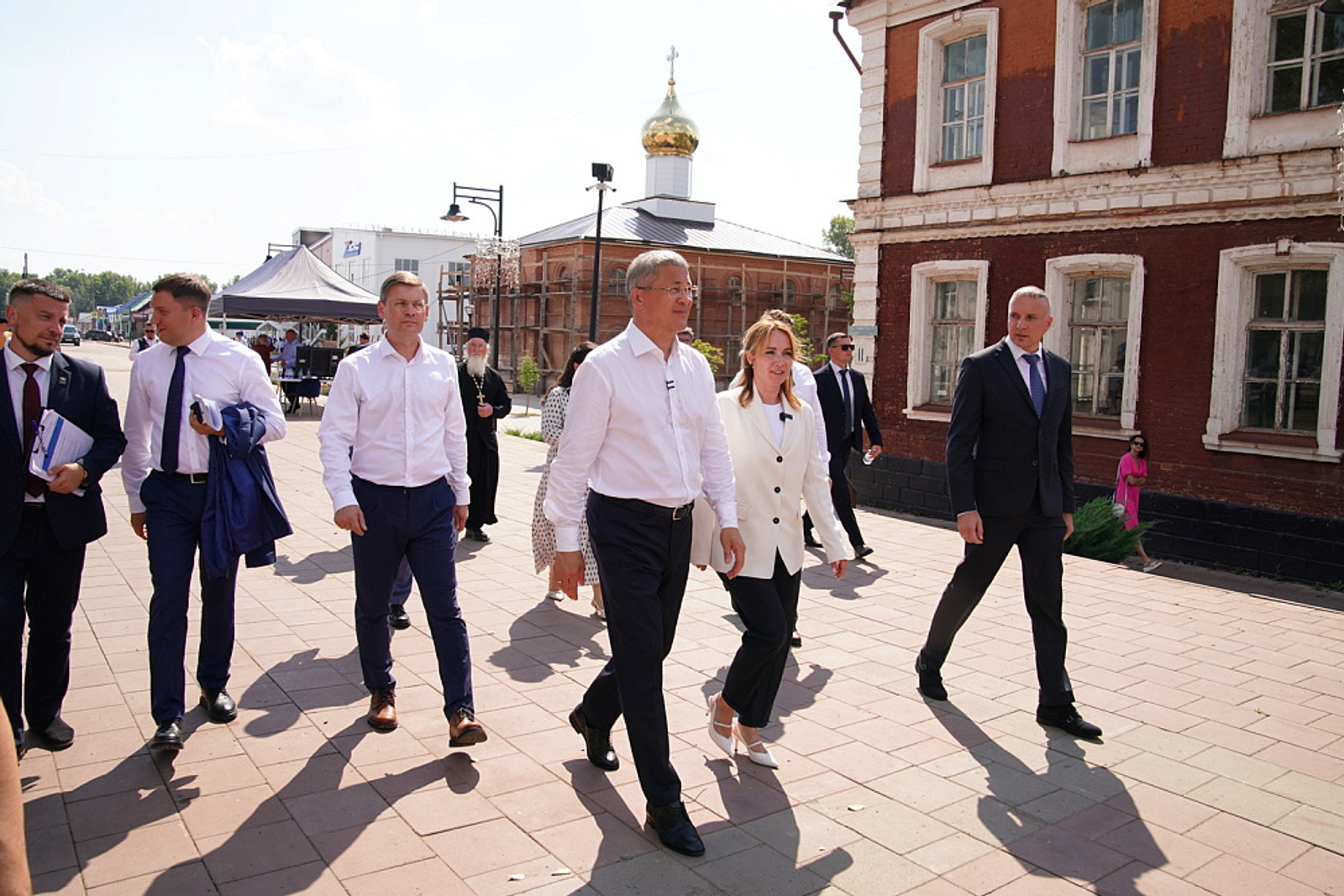 Радий Хабиров ознакомился с проектами благоустройства  Благовещенска