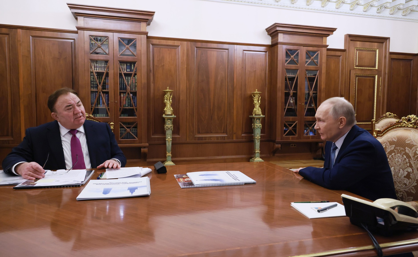 Путин  встретился  с главой Ингушетии