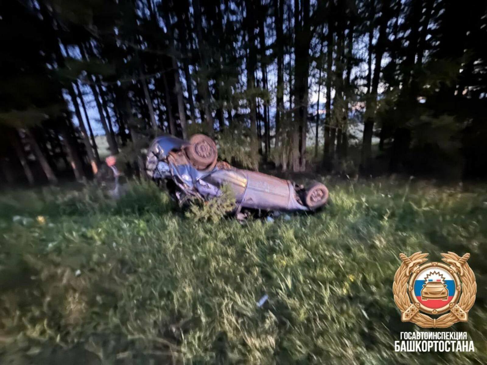 В Башкирии в ДТП погибла  женщина, четверо детей госпитализированы