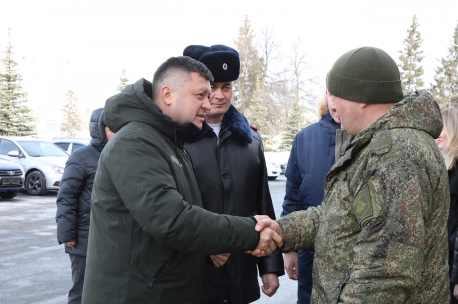 В Башкирии автомобили злостных нарушителей ПДД передали бойцам на СВО