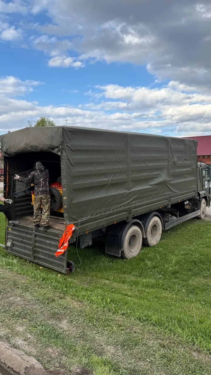 Гитара для СВОих