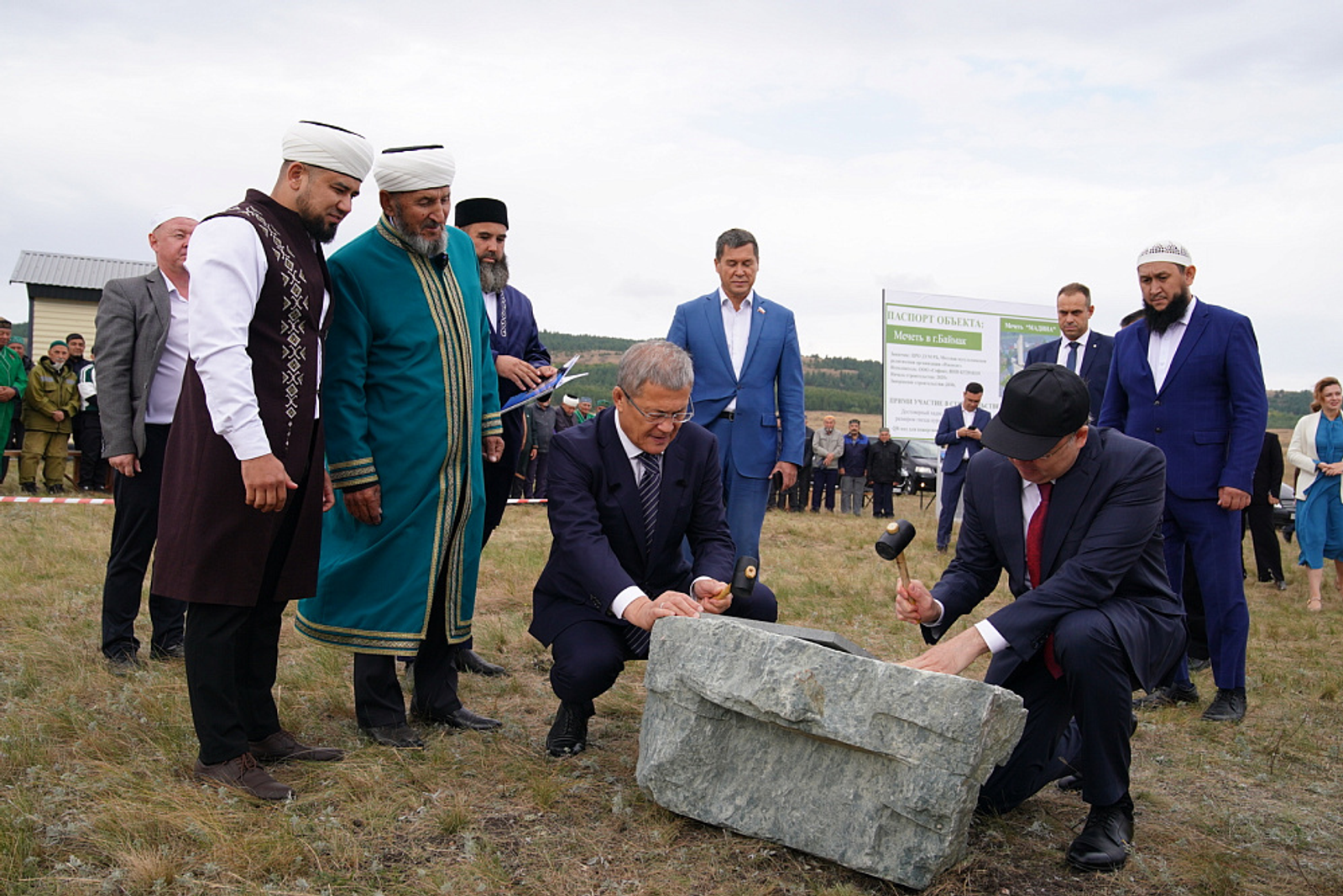 В Баймакском районе построят новую мечеть и православный храм