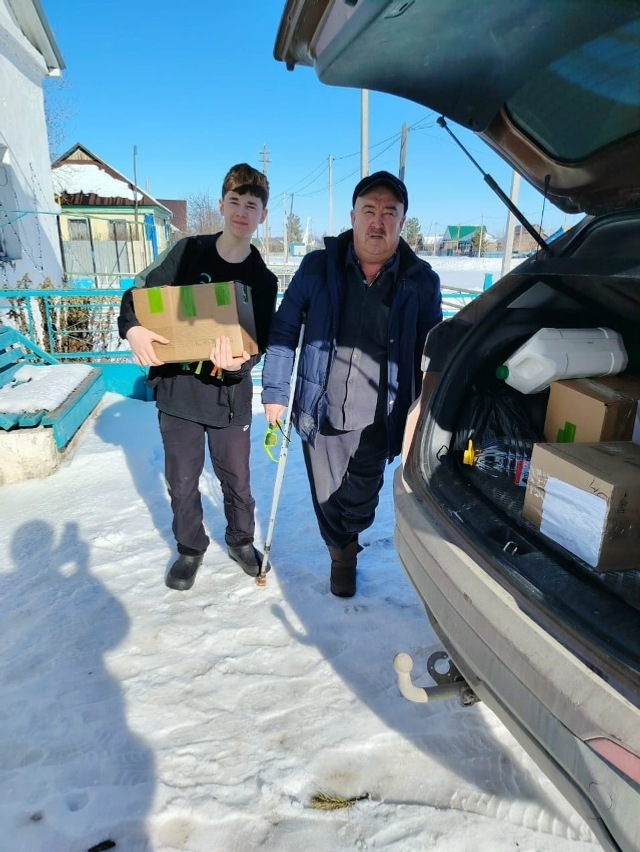 Жители деревни Таштуй объединились для помощи бойцам