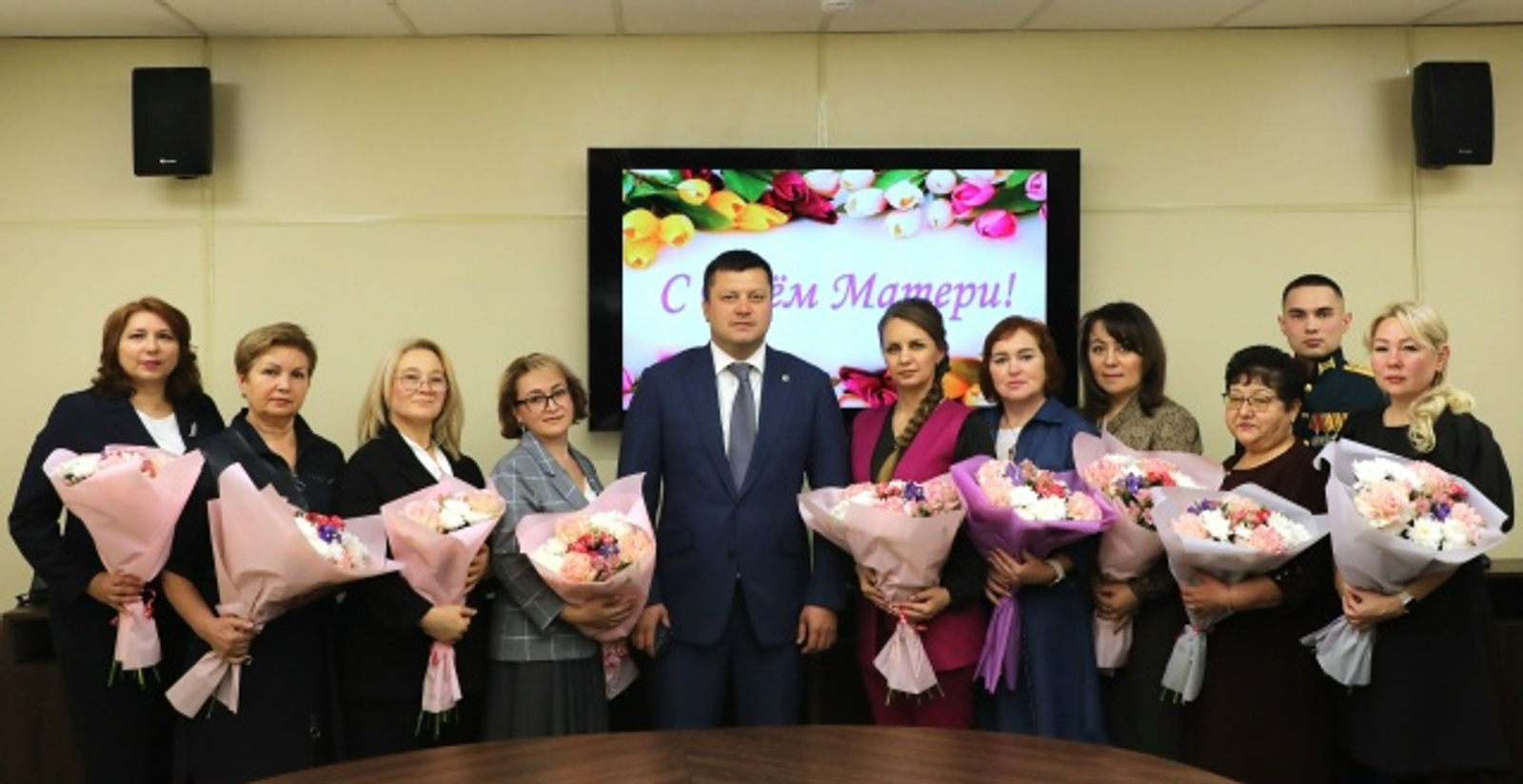 Спасибо, мамы!