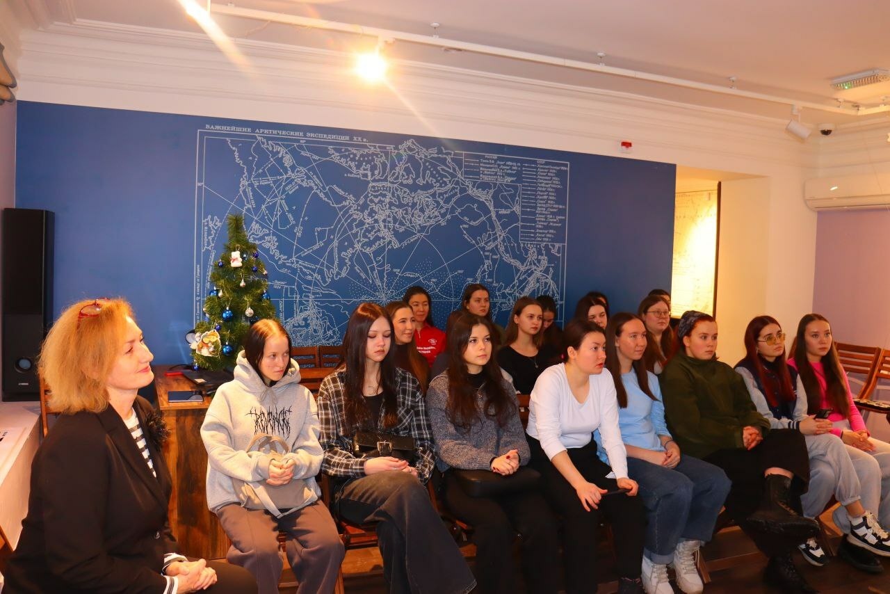 ИЗ ЧАСТНОЙ КОЛЛЕКЦИИ – В МУЗЕЙ