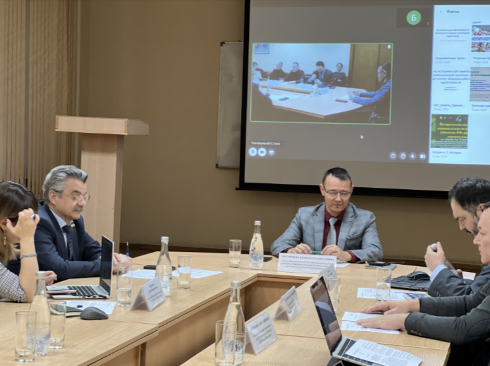 В БАГСУ прошёл круглый стол по национально-культурным объединениям