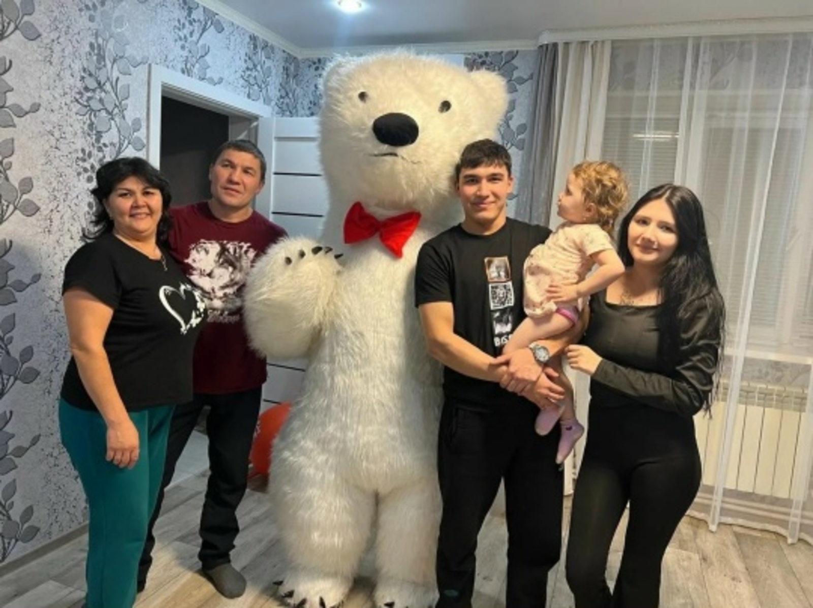 Дружно, весело, счастливо