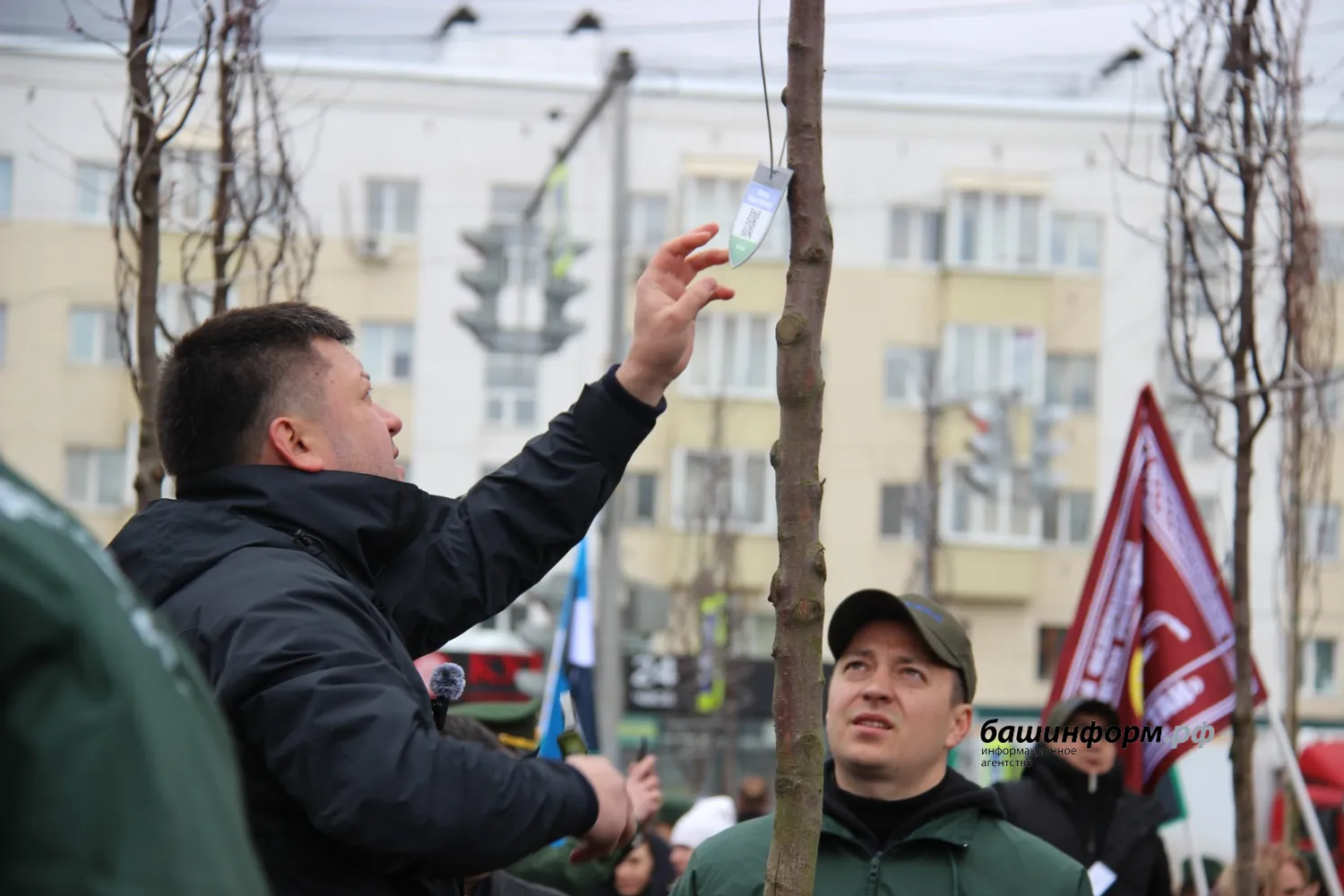 В Уфе открыли сквер в честь героев СВО