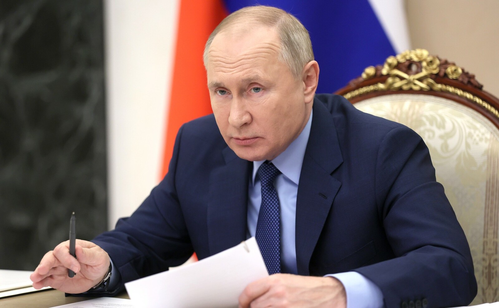 Владимир Путин: «Нужно спрашивать по закону, жёстко»