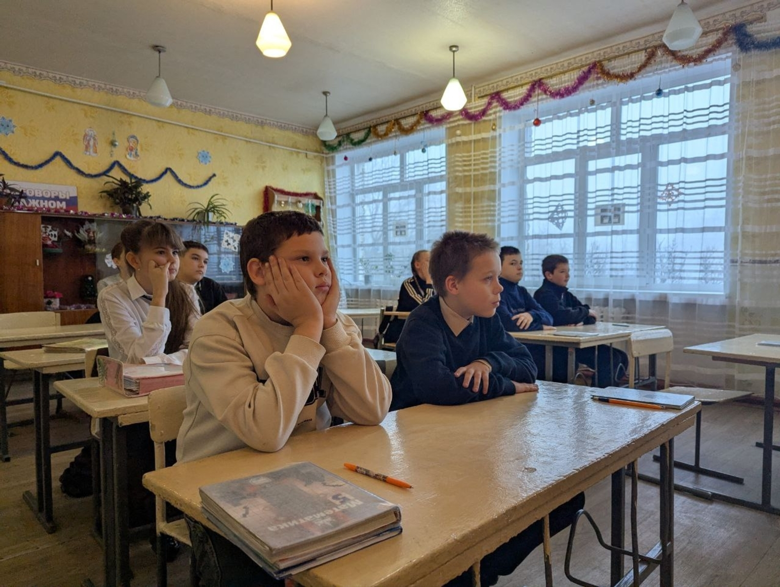 Строители из Башкирии дарят новую жизнь школе из ЛНР