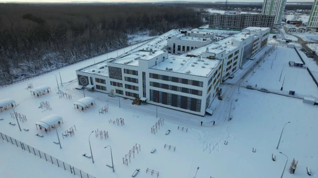 Радий Хабиров: «Несмотря на сложные времена, закрываем долги перед жителями»