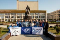 ПИК МУСТАЯ КАРИМА СОБИРАЕТ ДРУЗЕЙ