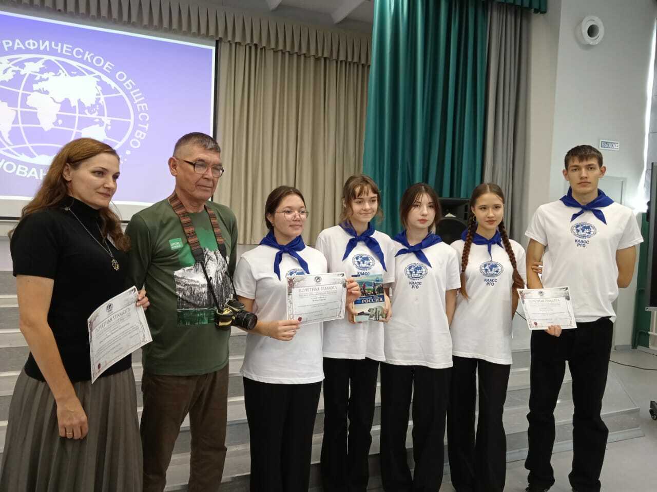 ДИАЛОГИ С ГЕРОЯМИ