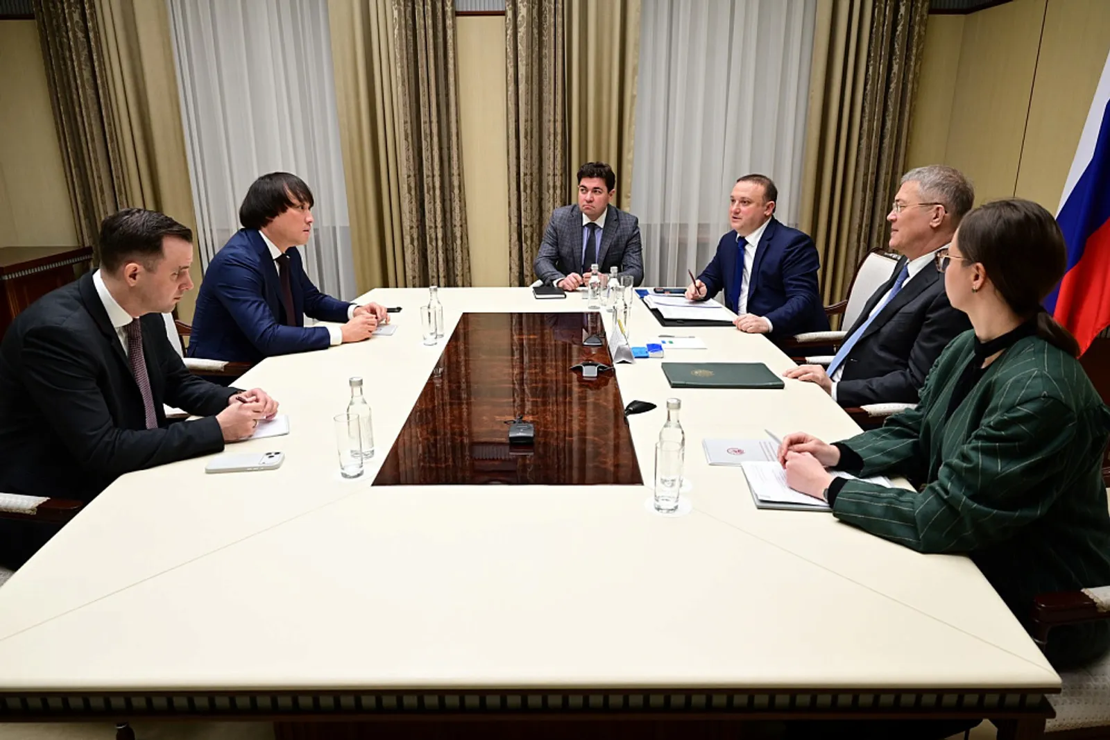 Радий Хабиров встретился с председателями профильных комитетов Госдумы