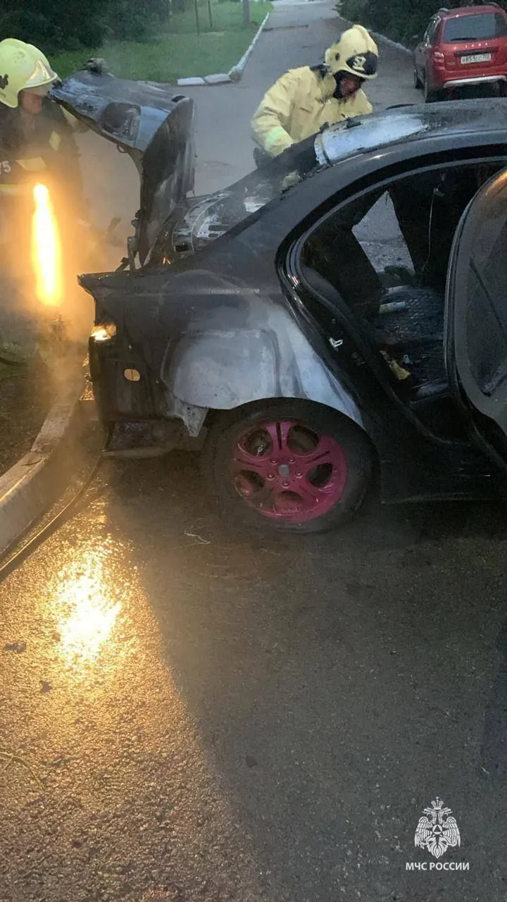 В Уфе сгорел автомобиль