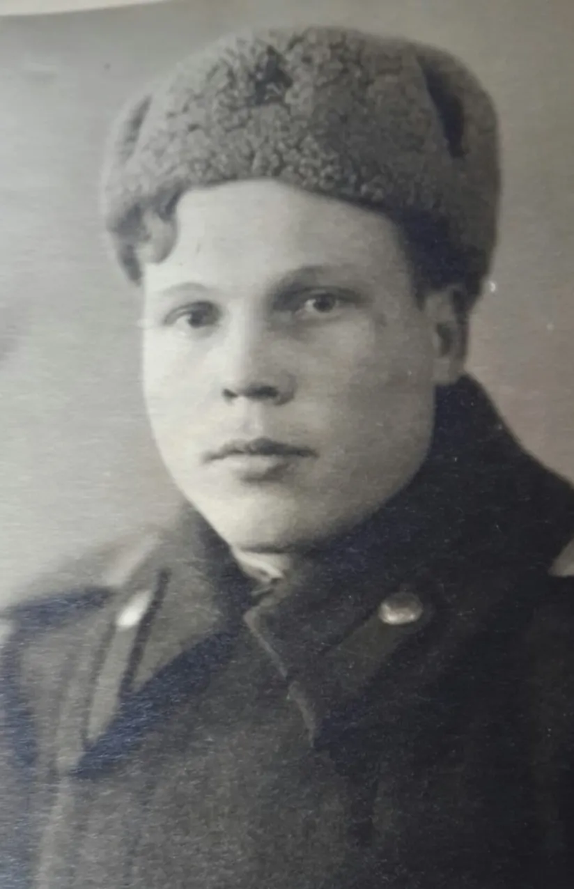 Михаил Поздяев. В июне 1943-го года, приписав себе год, ушел на войну