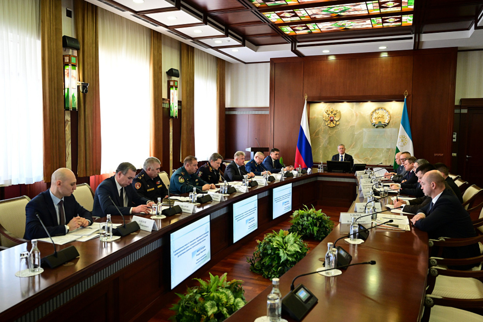 Радий Хабиров провёл заседание антитеррористической комиссии