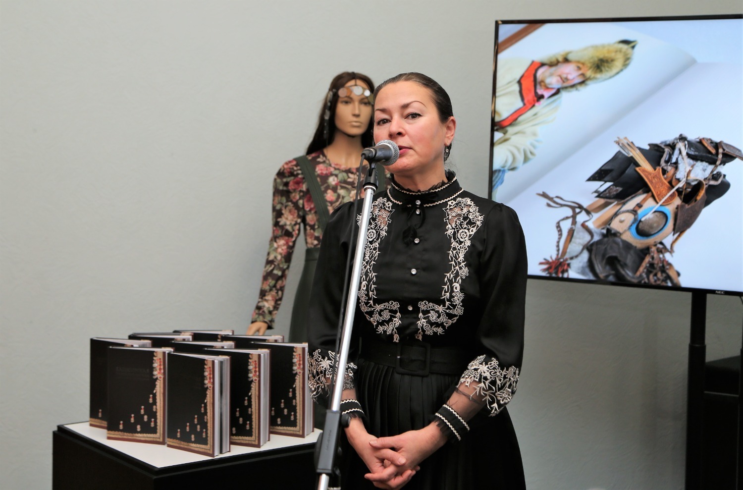 В Уфе открылась выставка хитов Международного конкурса мастеров башкирского костюма «Тамга»