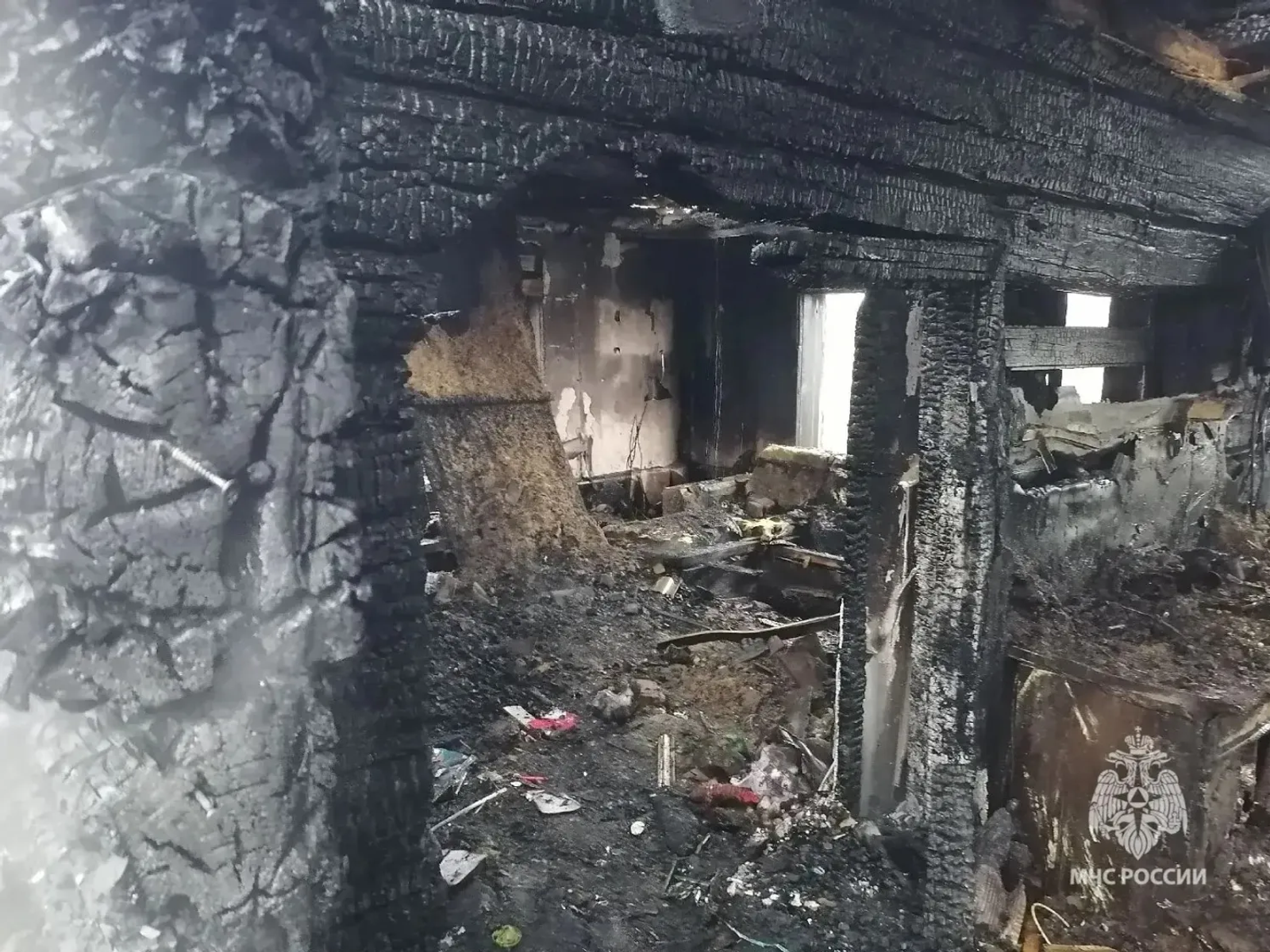 В Башкирии на пожаре погибли женщина и ее сын