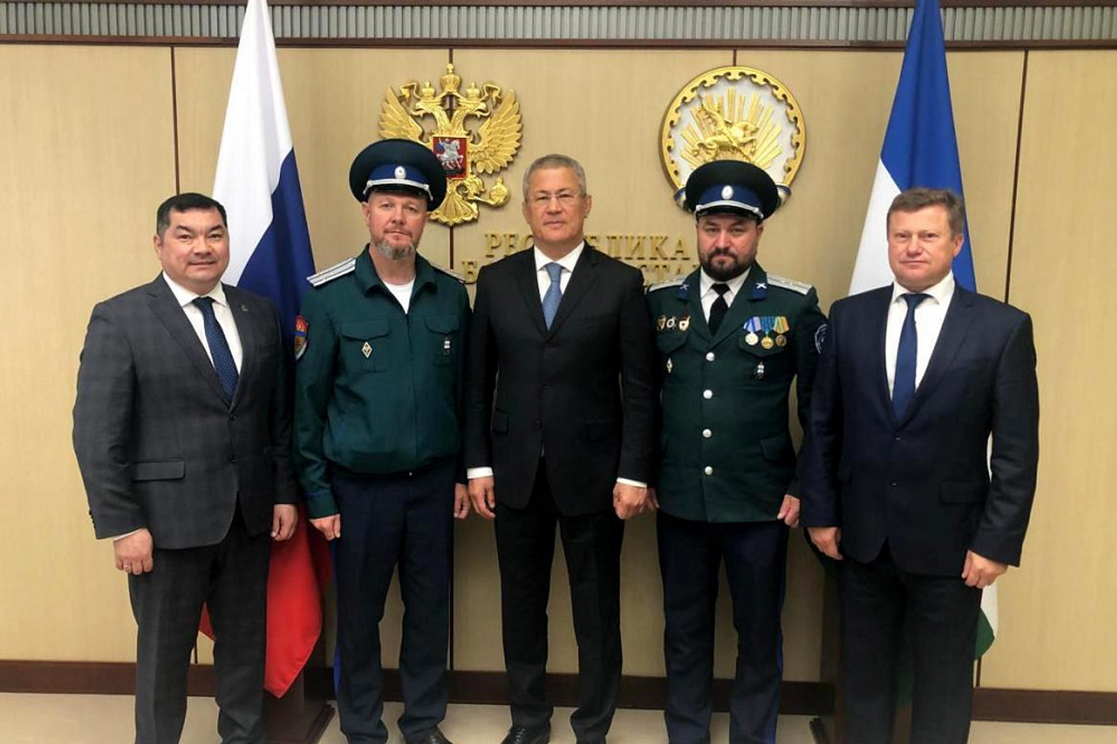 Радий Хабиров встретился с атаманом Оренбургского войскового казачьего общества